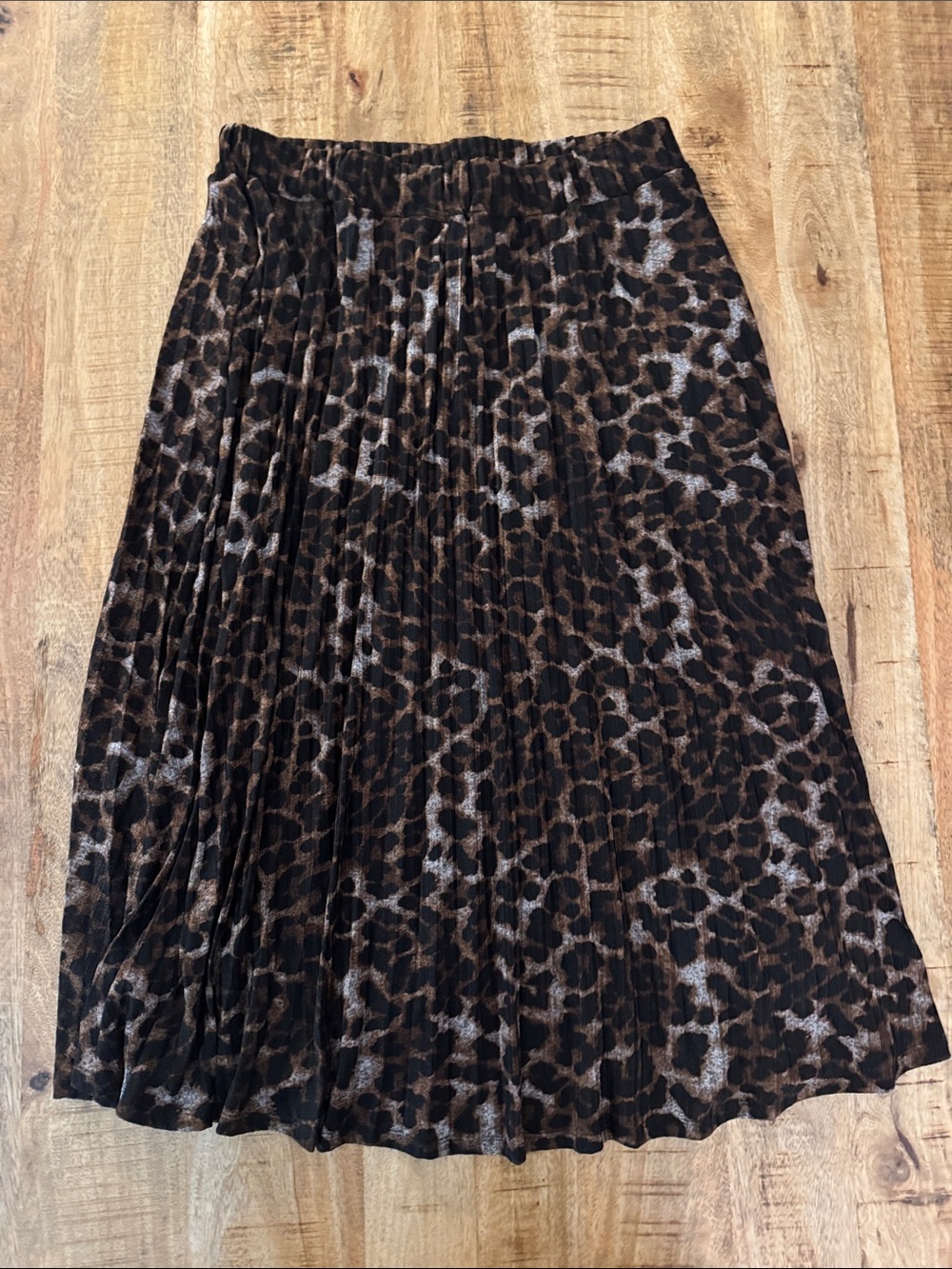 DKNY Pleated Leopard Print Midi Skirt - Brown/Black soft lightweight elastic